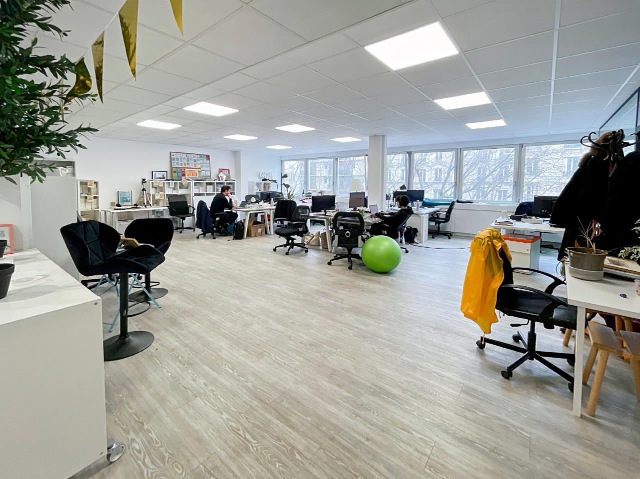 Bureau Paris 720m² Location bureau Paris OLBUR2419979 3